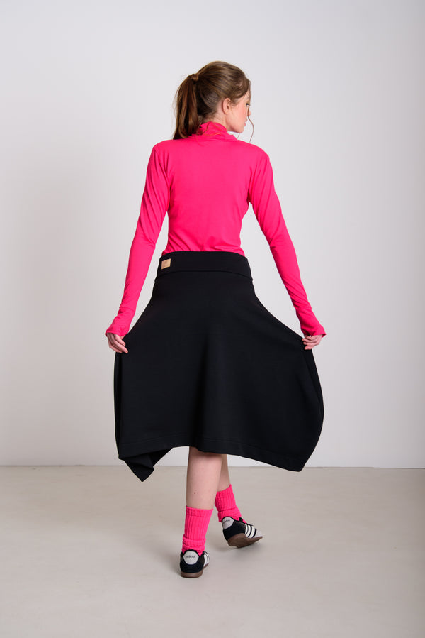 Garbós nyakú póló