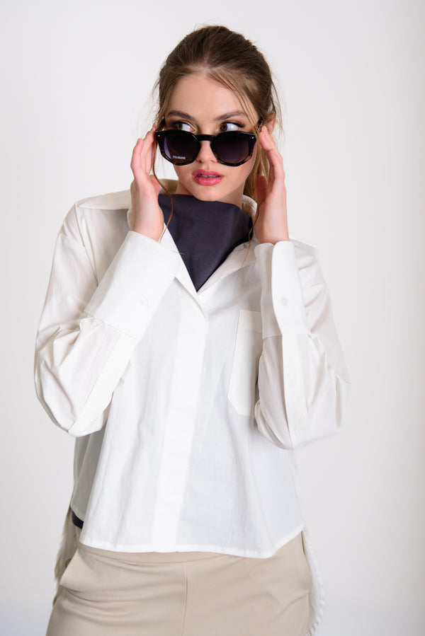 Hosszított hátú blúz