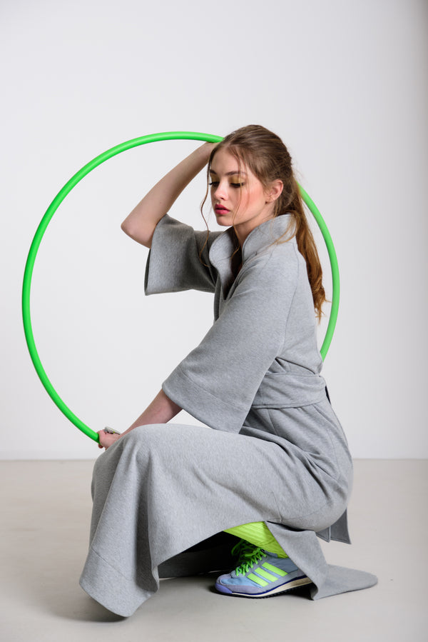 Japán ruha megkötővel