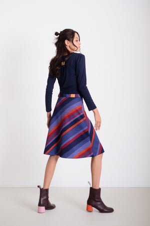 Kereknyakú hosszú ujjú bambusz felső