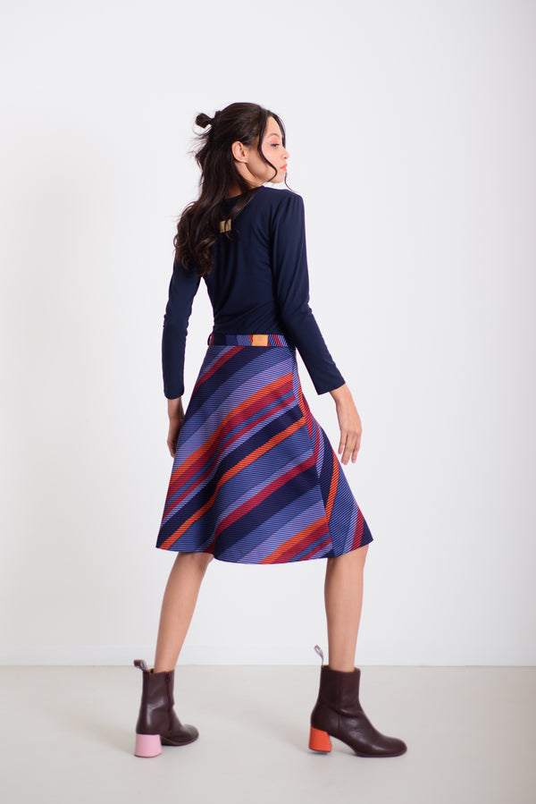 Kereknyakú hosszú ujjú bambusz felső