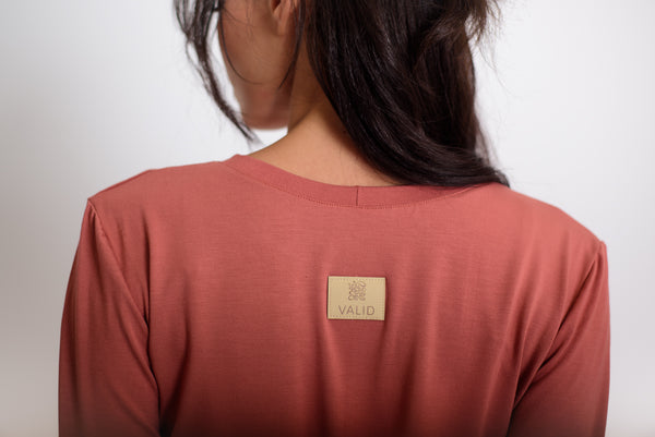 Kereknyakú hosszú ujjú bambusz felső