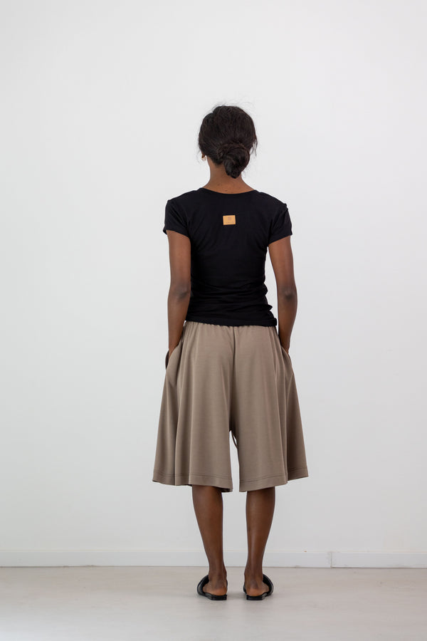 Valid soft V tee